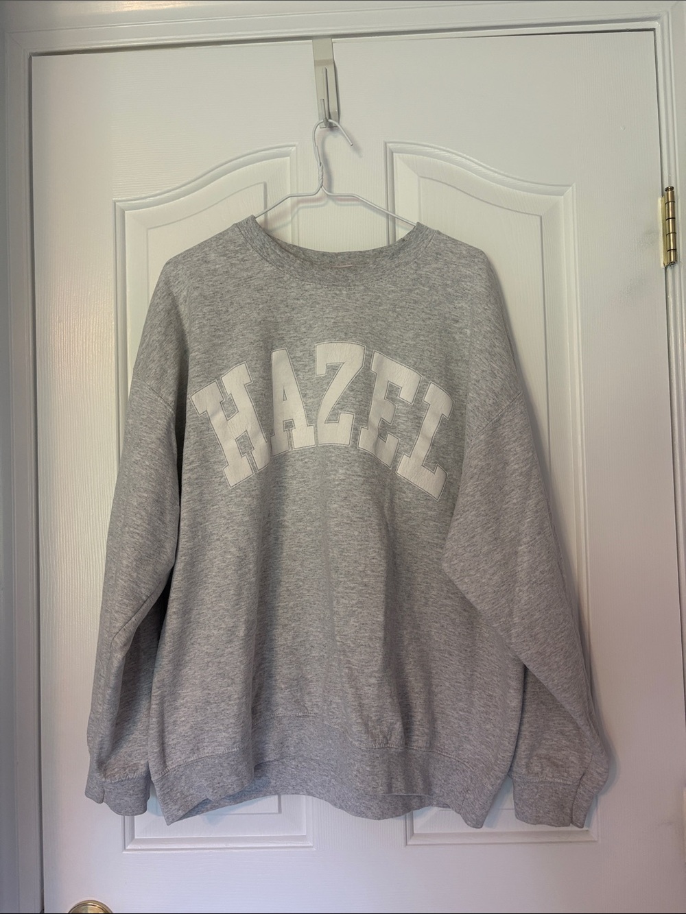 hazel Label Sweatshirt - Gray Body